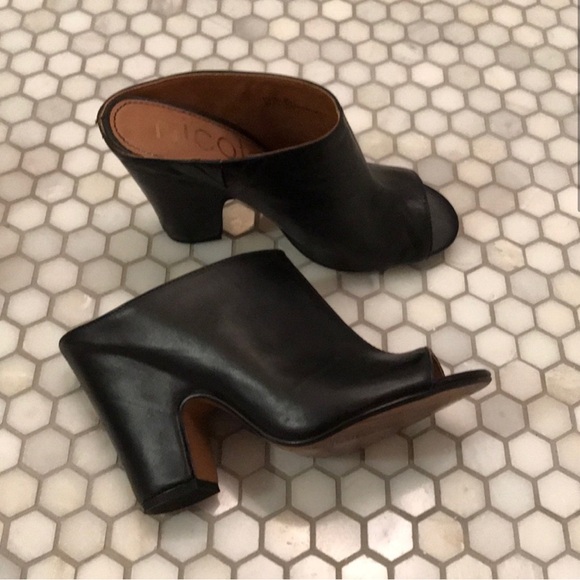 Nicole Loopey Heels - Picture 4 of 6